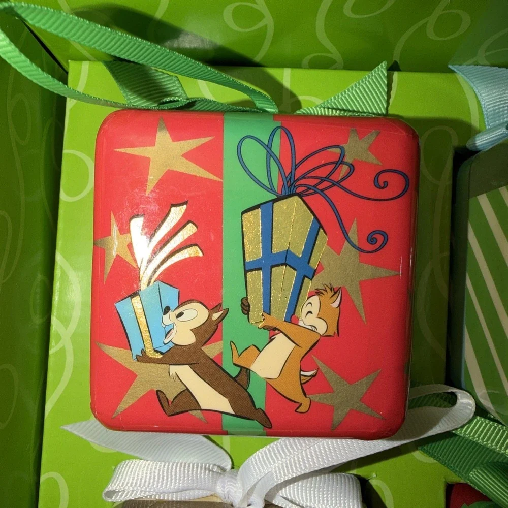 Disney Store Mickey Mouse & Friends 6 Cube Gift Box Ornament Set RARE